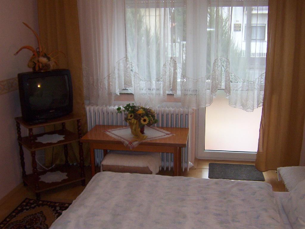 Hôtel Marika Haus à Bük Chambre photo